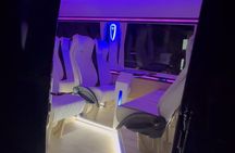 6 Hours Luxury Private Island Tour in Santorini