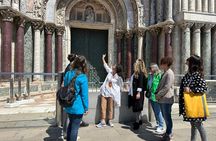Venice Sightseeing Small Group Walking Tour with a Local Guide