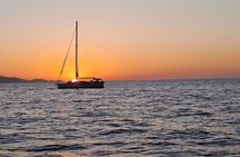 Daily Sailing Experience to Dia Island with Meal &Drinks