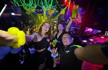 Bar Crawl Madness Tour in Cancun