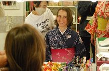 Tokyo: Kimono Experience -Photoshoot at Asakusa temple