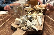 Explore & Taste Canal Saint Martin in Paris - Brunch or Wine Tour
