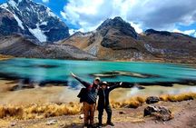 Private Tour to the 7 Lagoons of Ausangate with meals