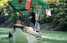 Kyoto Private boat tour with music hosted by former Maiko
