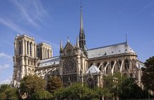 Paris Notre Dame Exterior Guided Tour with Cathedral Access