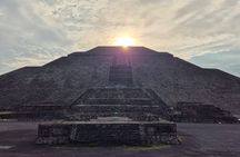 Tour in Teotihuacan Pyramids and Ancestral Sacred Caves