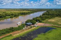 Spectacular Jumping Crocodile Cruise with Darwin Transfer Bus