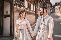 Hanbok Photoshoot and History Tour at Gyeongbokgung Palace