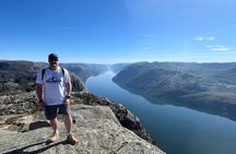 Guided Multi-day Lysefjorden Hiking Tour in Norway
