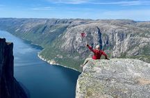 Guided Multi-day Lysefjorden Hiking Tour in Norway