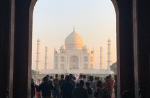 Taj Mahal & Beyond – Day Trip to Agra from Delhi