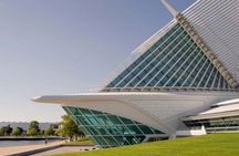 Romantic Milwaukee Private Walking Tour