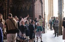 Notre Dame Cathedral:Interior & Exterior Small Group Guided Tour 