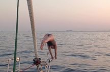 1 Hour Barcelona Sailing Tour Experience with Drinks