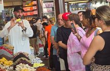 Dubai Souks, Museum Guided Tour with Boat Ride and Food Tastings