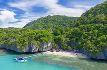 Angthong Marine Park Cruise on a Teakwood Yacht from Koh Samui