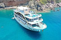 Kemer Mega Star Boat Trip with Lunch Round Transfer