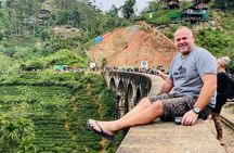 From Galle : Ella Day Trip with Train Ride & Tea Factory Visit