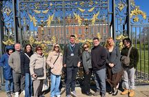 Kensington Palace: Private Walking Tour with Blue Badge Guide