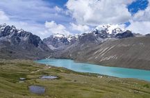 Singrenacocha Lagoon from Cusco