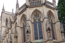 Classic Cambridge Walking Tour with Certified Guide