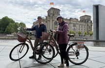Berlin : The best bike tour with a Berlin guide and insider tips