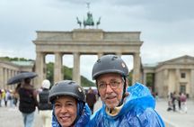 Berlin : The best bike tour with a Berlin guide and insider tips