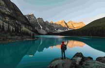 Explore Moraine and Louise Roundtrip from Banff Shared Bus Tour
