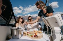 Lake Como: Sailing Boat Tour, Skipper and Aperitivo Included