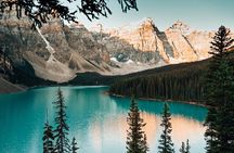 Moraine Lake Sunrise Private Luxury Tour - from Canmore/Banff