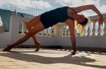 Breathe Stretching Rayon Yoga in an Exceptional Riad