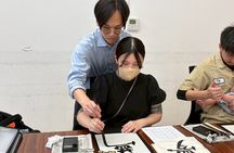 Japanese Calligraphy Experience in Hiroshima