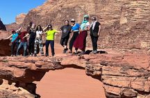 2 Hour Jeep Tour (Morning or Sunset) Wadi Rum Desert Highlights