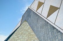 Luxury Tour to Giza Pyramids and Grand Egyptian Museum 