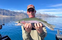 Lake Wakatipu Queenstown: 6 hour Fishing Adventure by Boat