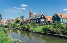 Volendam & Marken Private Tour in luxury Jaguar S Type 1/2 day