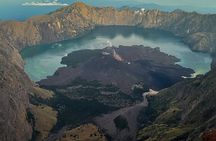 Mount Rinjani 3 Days 2 Night Trekking Package