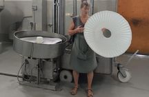 Authentic Olive Oil and Wine Tasting Experience in Chania