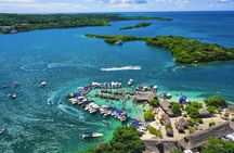 Cartagena: Party in Baru, Cholon, & Rosario Islands with Lunch