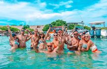 Cartagena 5-Stop Island Hop Boat Party with Lunch, Cholon & Baru