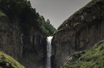 Kazbegi 3 Day Tour: Truso, Gergeti Trinity, Juta, Gveleti
