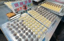 Private Night Market Tour with a Variety of Food Tastings