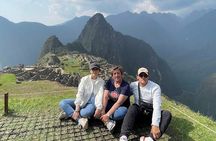 Private Guided Tour of Machu Picchu from Aguas Calientes