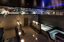 4-Hour Shibuya Night Tour with Locals: Sauna, Foods, Arcade & Bar