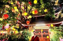 Ho Chi Minh City: Local Food Tour by Scooter with Vegan Option