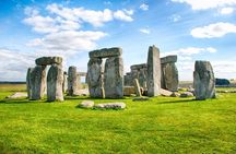Stonehenge and Bath Tour from London with options