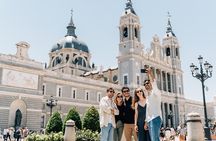Madrid Heritage: Old Town Walking & Royal Palace Small Group