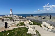 Private Guided Tour: Peggy’s Cove, Mahone Bay, Lunenburg & Ovens