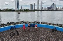 Bike tour in Panama City with Gastronomic Samples (14 Flavors)