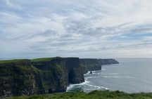 Private Tour from Dublin to Cliffs of Moher and Galway 